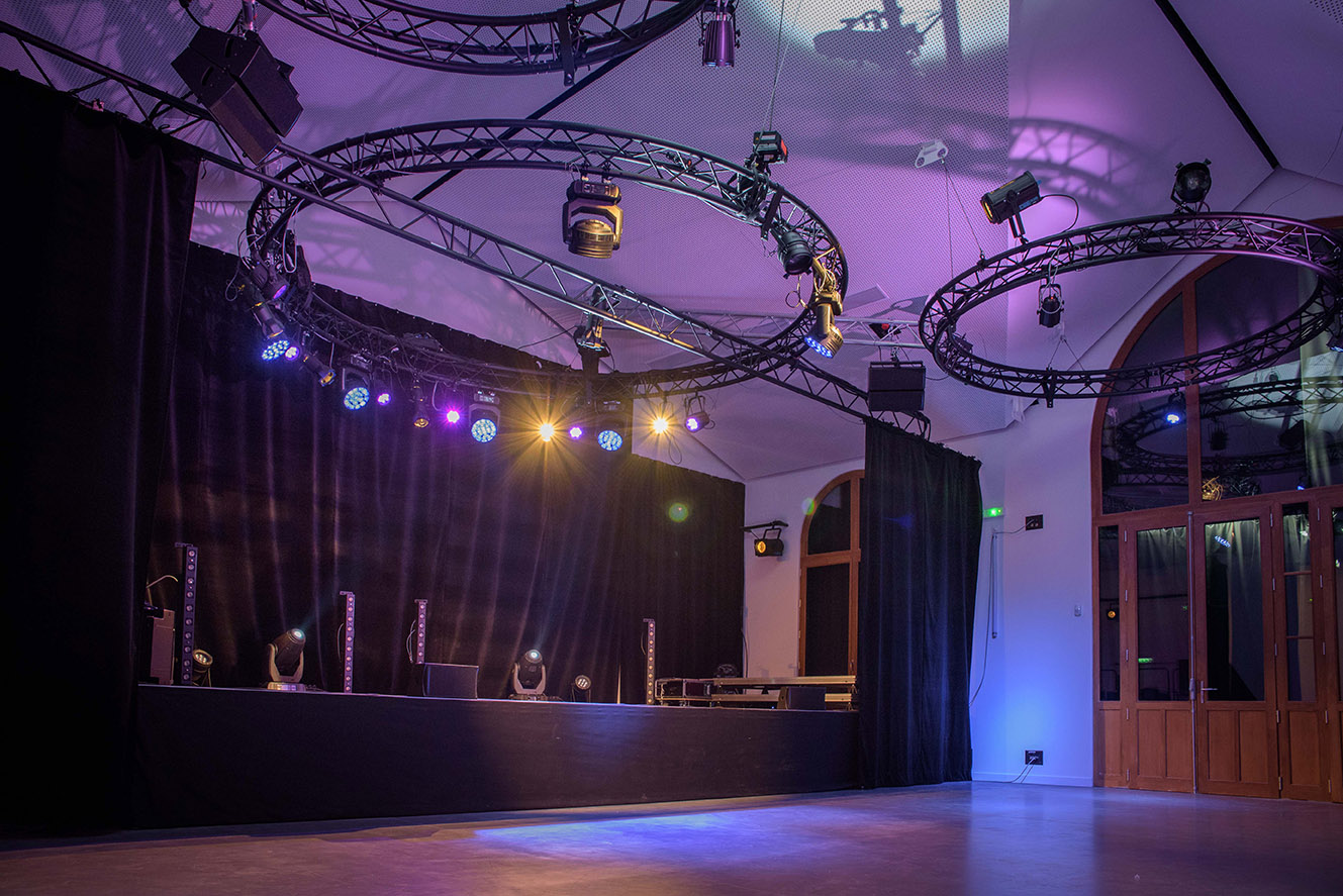 La Salle de Concert (8/15)